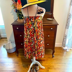 Strapless Mini-dress with 70’s vibe
